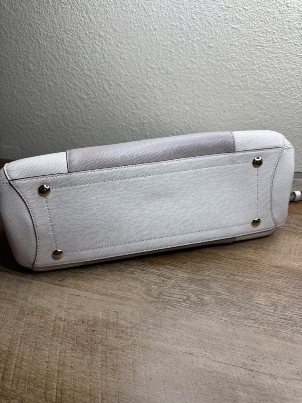 Coach White Pebbled Leather Satchel with Pale Pink Trim - Picture 5 of 7